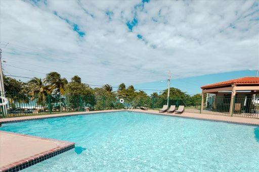 Oceania Apartments At Arecibo 681 Ocean Drive Buitenkant foto